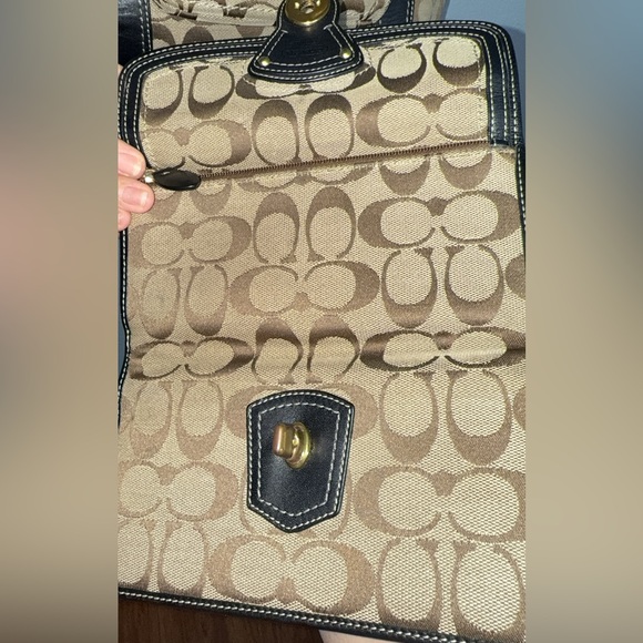 65th anniversary Gigi coach legacy set ‼️SOLD‼️ - Picture 8 of 12